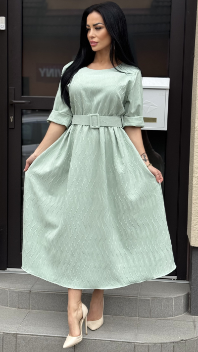 Midi šaty – bledozelená farba